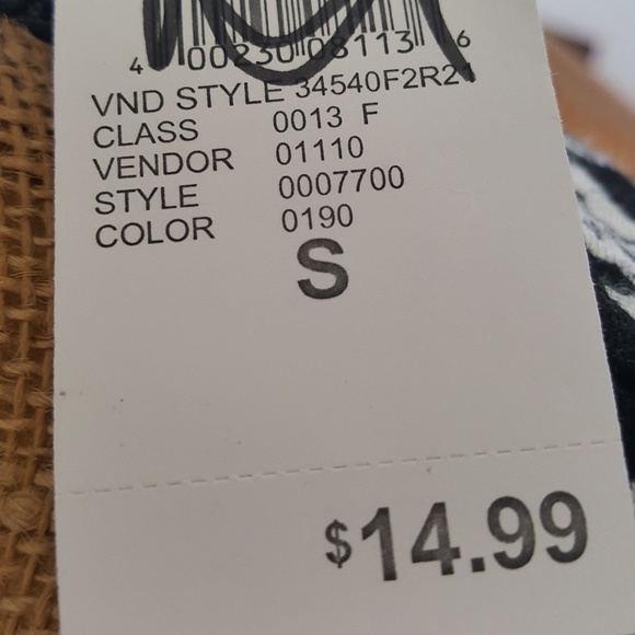 RUE 21 Shirt - Picture 4 of 4